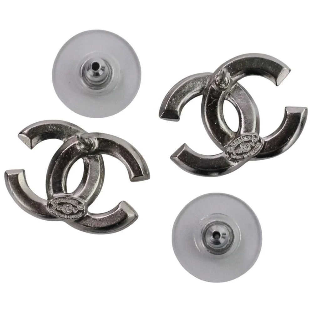 CHANEL silver logo